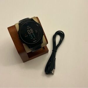 Garmin Forerunner 945 (MSRP 499$, black on black)